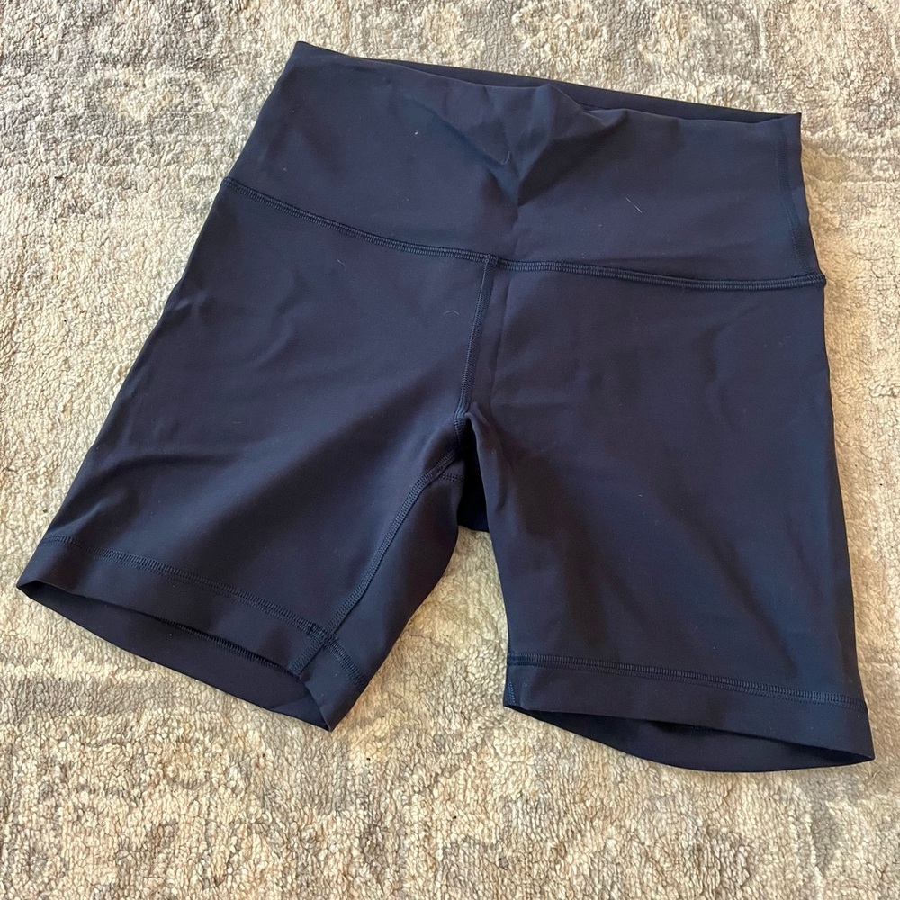 Lululemon Wunder Train High-Rise Short 6"